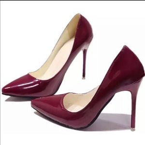 Wine Ted point pumps